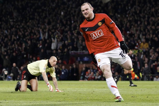 El delantero Wyane Rooney destrozó la zaga del equipo italiano.