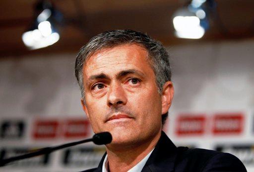 José Mourinho fue interrogado, largo rato, por la prensa.