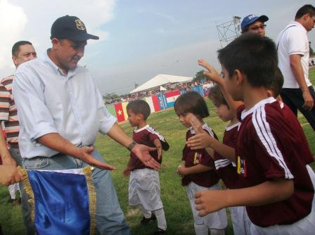El gobernador del estado Zulia, Pablo Pérez, inauguró el campeonato.