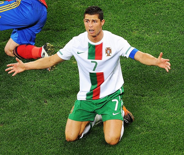 Cristiano Ronaldo esta en duda para el primer juego del Mundial.