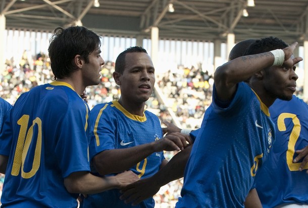 El combinado brasileño celebró cada uno de sus goles.