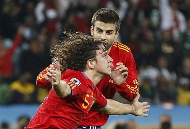 Carles Puyol marcó el tanto de la victoria ibérica.