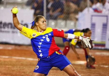 Mariangee Bogado le dio el título a Venezuela.