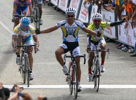 Miguel Chacón ganó la etapa.