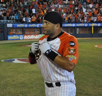 Antonio Álvarez afirma que respeta el uniforme rapaz.