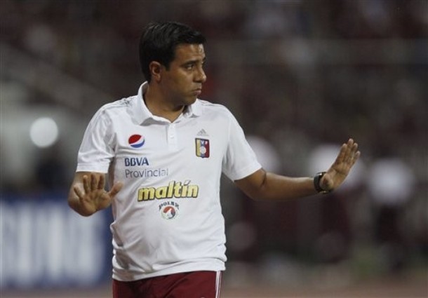 César Farías llamó a 26 jugadores para la reanudación del premundial.