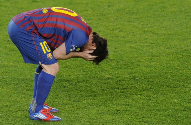 Lionel Messi no pudo esta vez guiar al Barcelona.