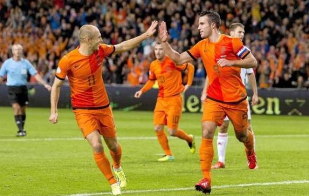 Robben se creo dos jugadas para mantener viva las esperanzas holandesas.