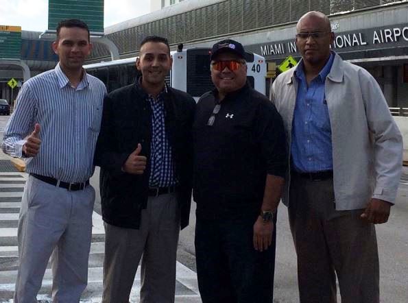 Emil Jiménez, Raúl Moreno, Lesme Severyn (director de operaciones internacionales del VUC) y José Navas ya en Miami.